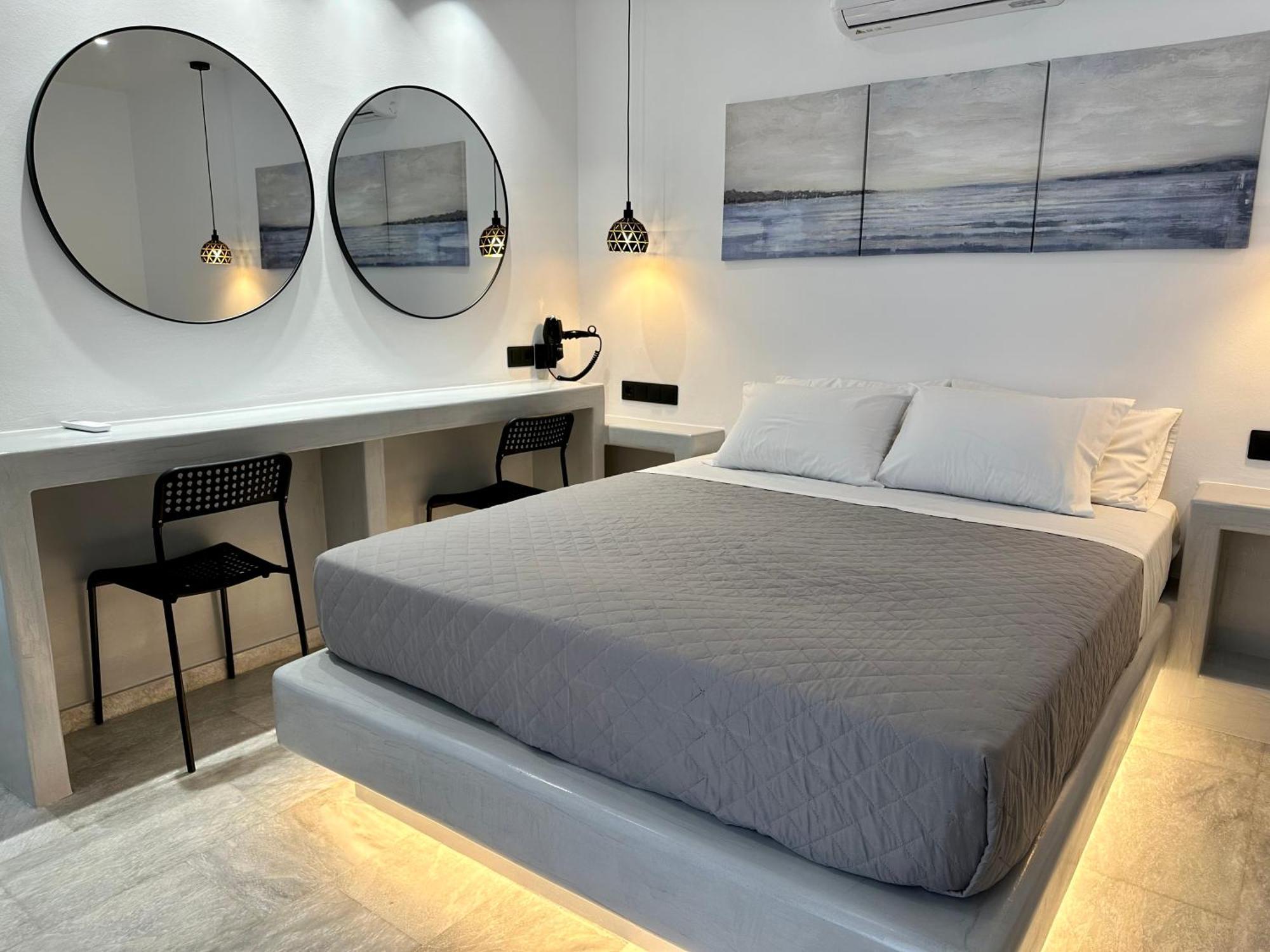 Aphrodite Hotel & Apartments Иос Экстерьер фото